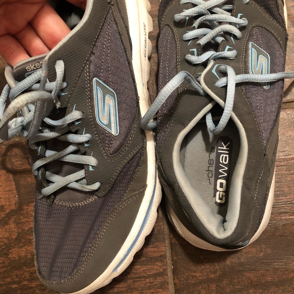 Skechers sneakers